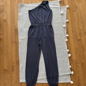Heartloom⎪One Shoulder Jumpsuit